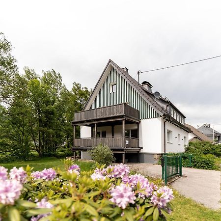 Ferienwohnung Haus An Der Lenne Ленещат Екстериор снимка