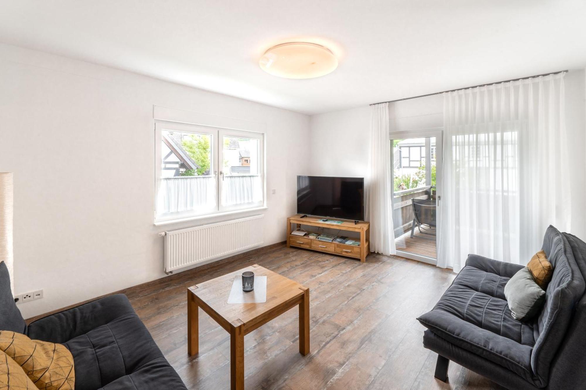 Ferienwohnung Haus An Der Lenne Ленещат Екстериор снимка